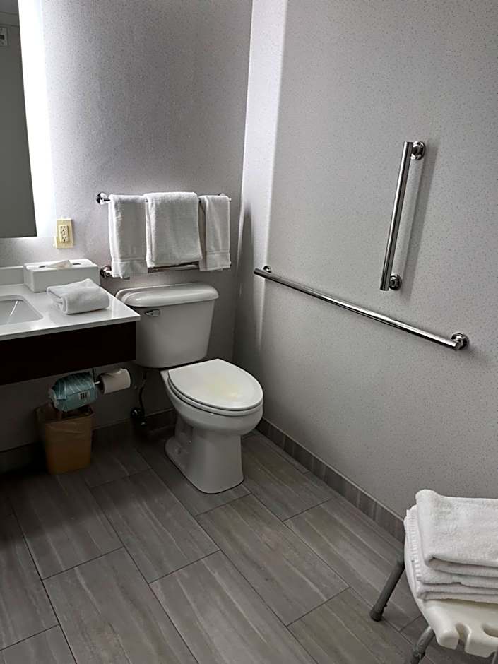 Holiday Inn Express Hotel & Suites Williamsport By IHG