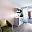 Country Inn & Suites by Radisson, Coon Rapids, MN