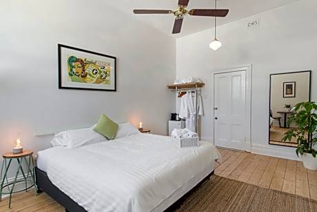 Double Room with Shared Bathroom