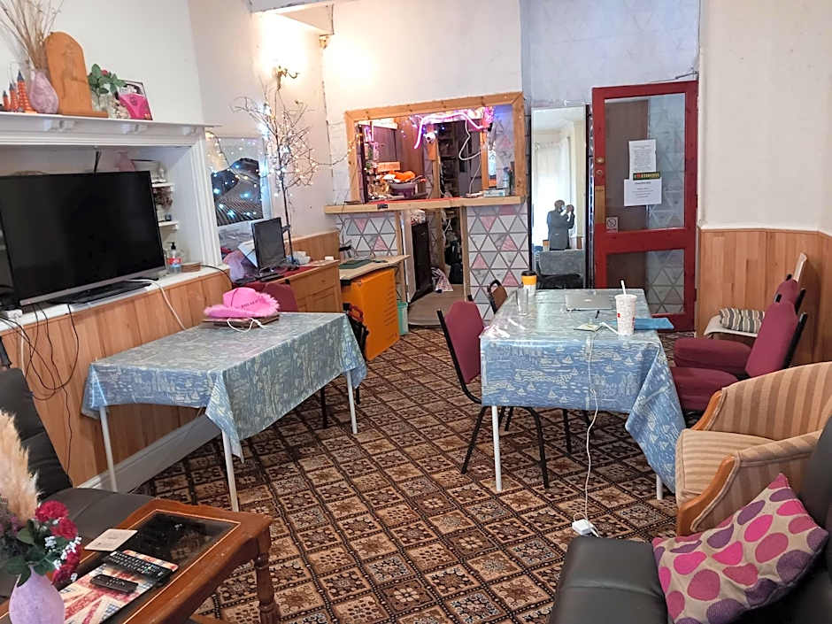 My Adam Hotel