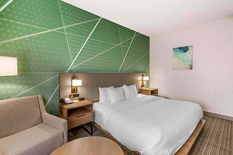 Comfort Inn & Suites Louisville Airport Fair & Expo