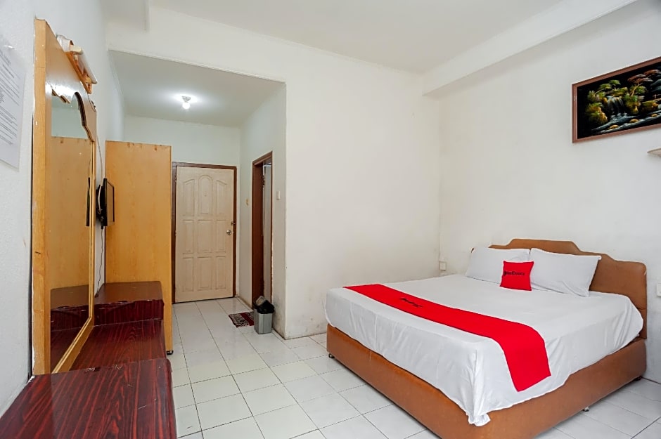 RedDoorz @ Jalan Jendral Sudirman Jambi 2