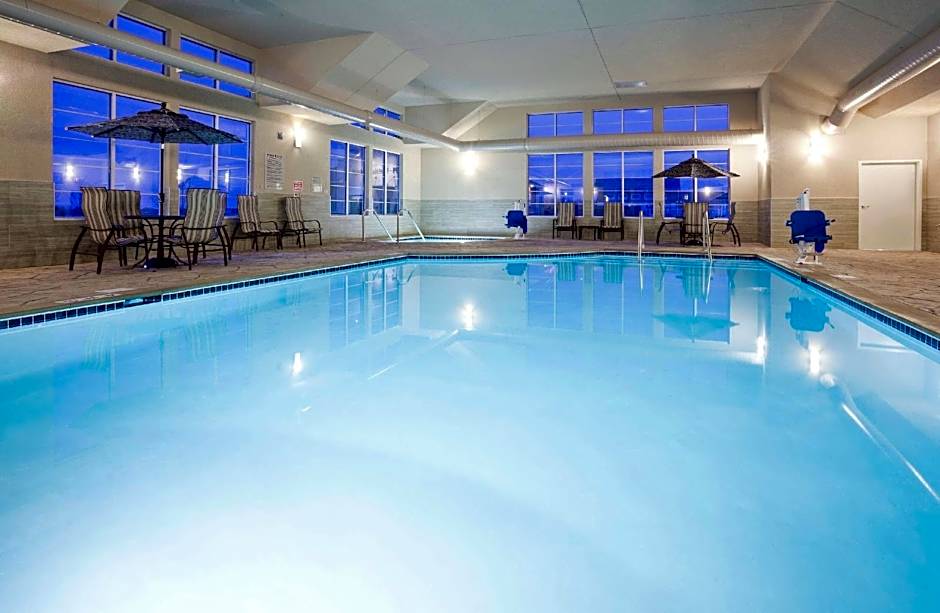 GrandStay Delano
