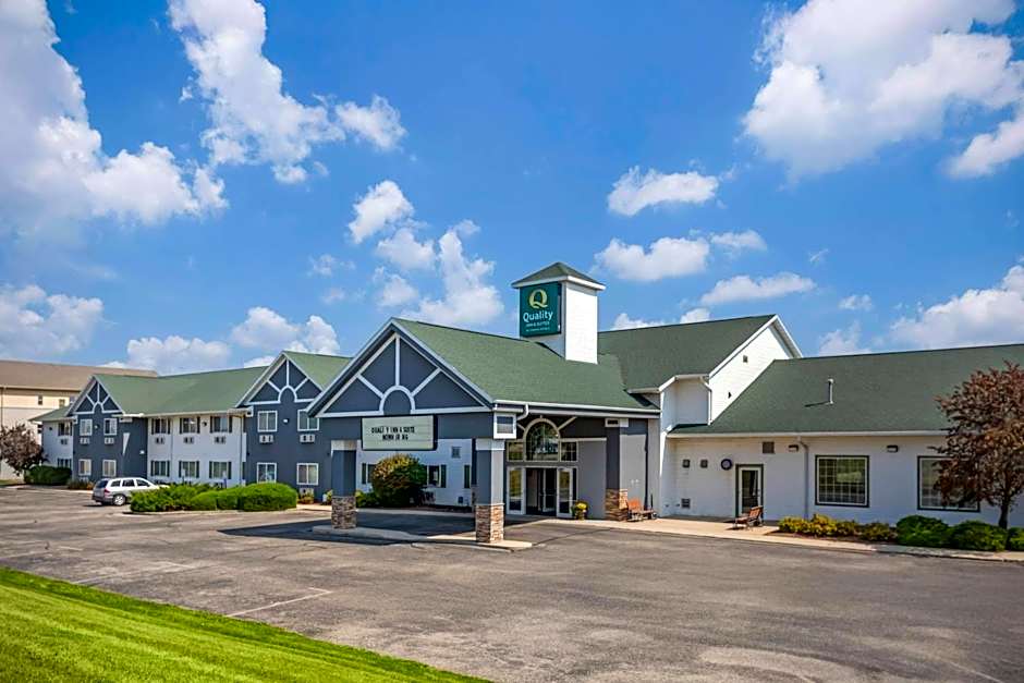 Quality Inn & Suites Stoughton - Madison South