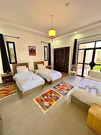 Triple Room with Terrace