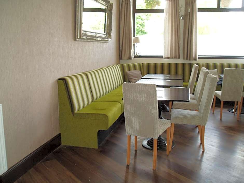 The Whittington & Cat