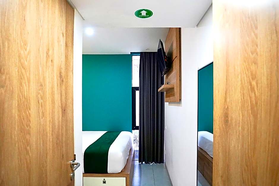 OFO Kost Premium Kampung Inggris Pare Syariah Mitra RedDoorz