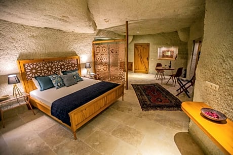 Royal Cave Suite with Turkish Bath