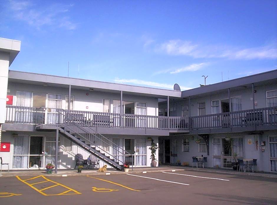 Broadway Motor Inn