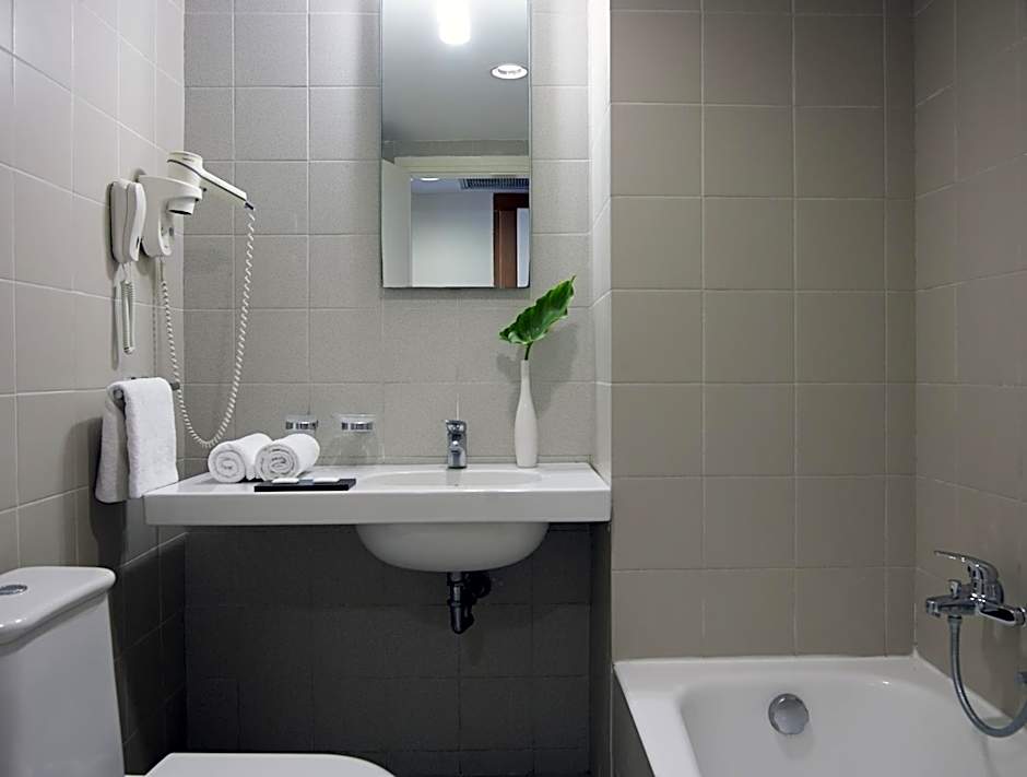 Angela Downtown Hotel