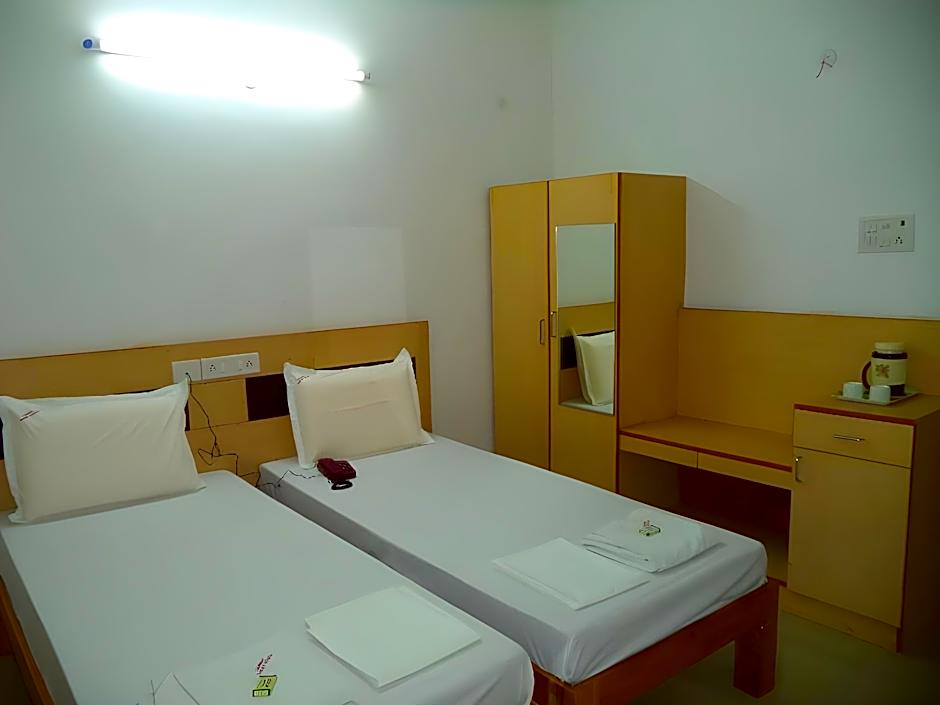 Samrat Guest House – Chennai, IL