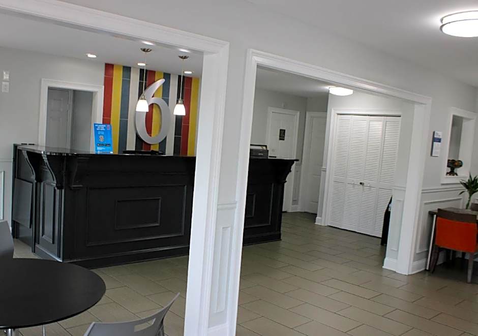 Studio 6 Suites Chattanooga TN Lookout Mtn.