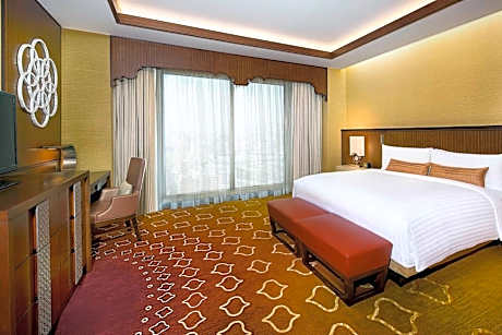 Deluxe King Room, Guest room, 1 King, City view