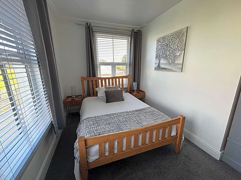 The Queens Hotel Harlech