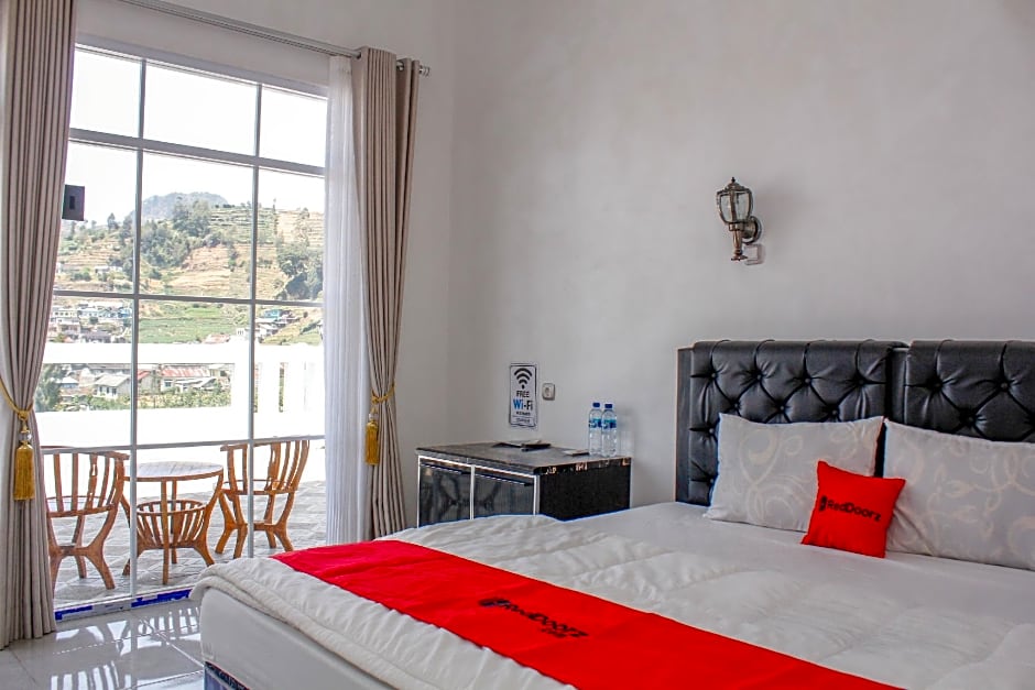 RedDoorz Syariah near Kawasan Wisata Gunung Prau Dieng