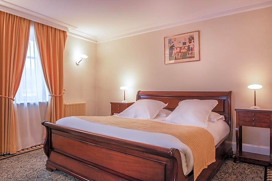 L Hotel de Beaune