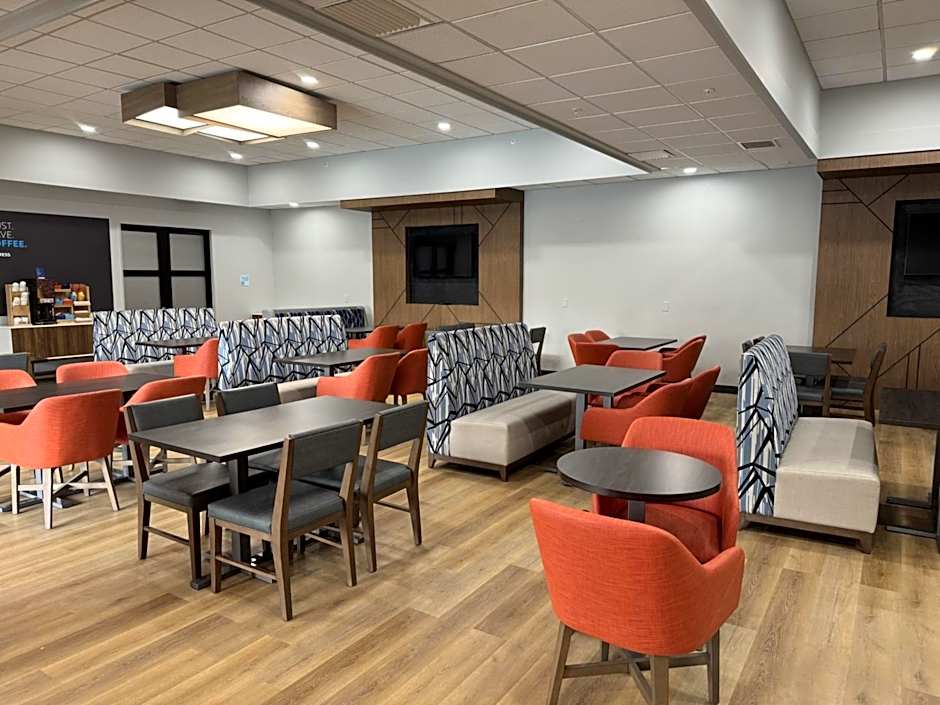 Holiday Inn Express Denver Central - North