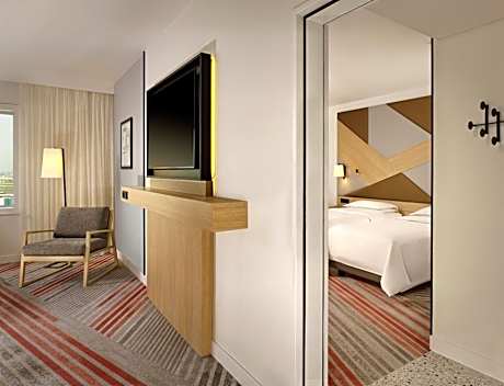 Family Connecting Room with Airport View