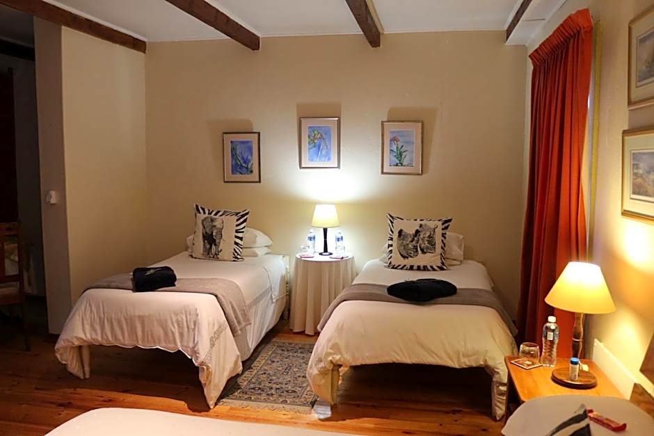 Steytlerville Villa Guest house