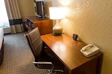 King Room - Accessible/Non-Smoking