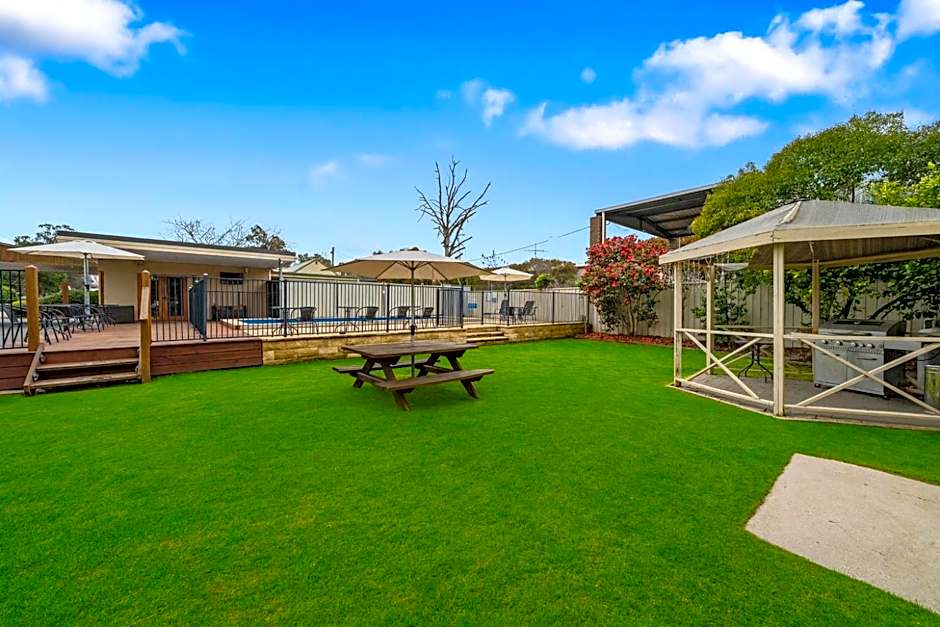 New Crossing Place Motel