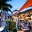 Hennessy Park Hotel