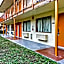 OYO Hotel Lake Charles Hwy 10