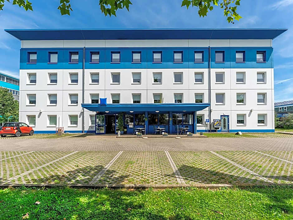 B&B HOTEL Freiburg-West