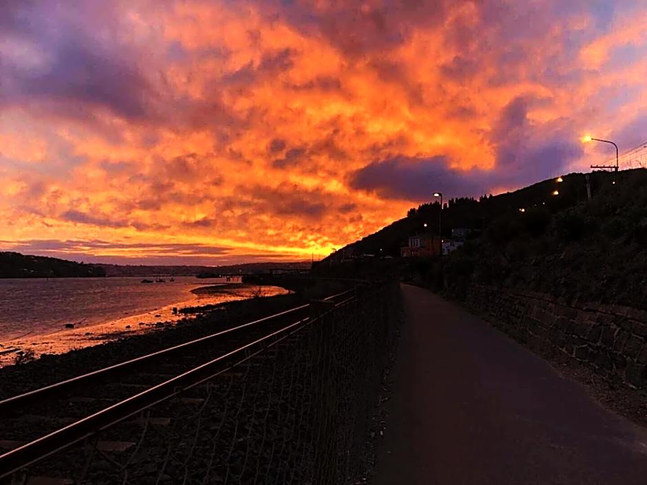 Harbourview Stadium Hotel