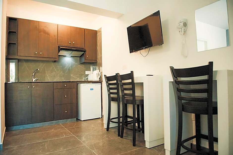 A Maos Hotel Apartments