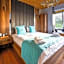 Poison Garden Suite & SPA