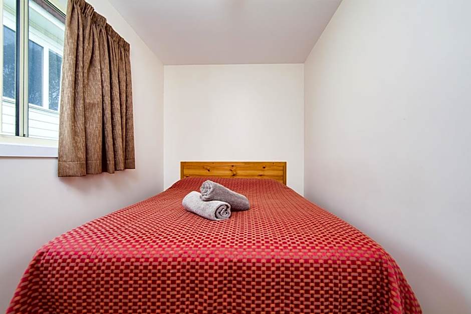 Wintersun Gardens Motel