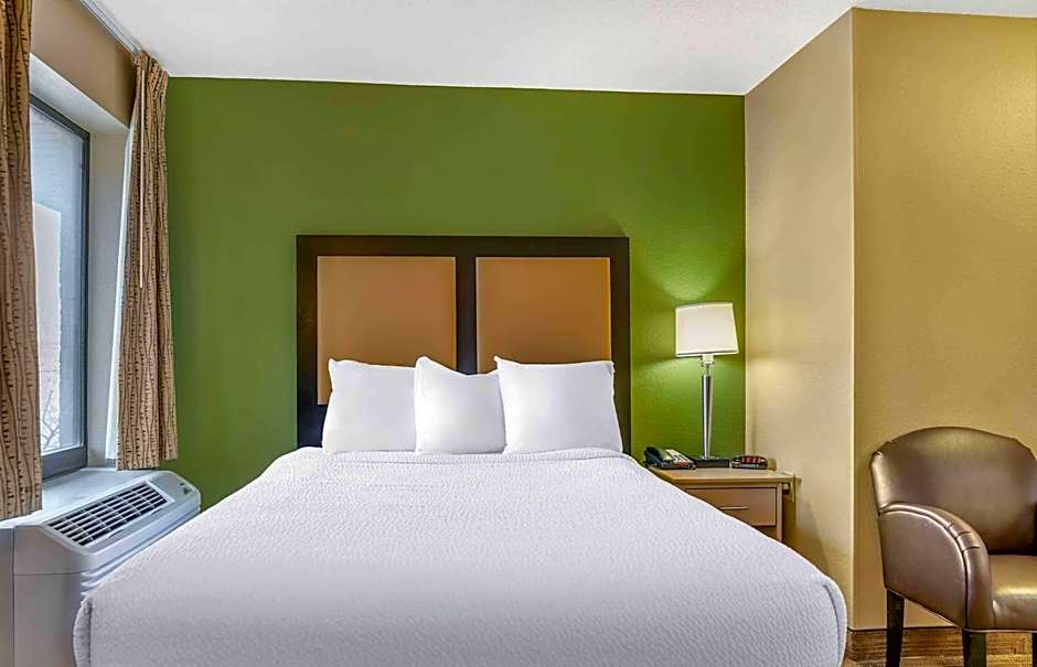 Extended Stay America Select Suites - Detroit - Ann Arbor - University South