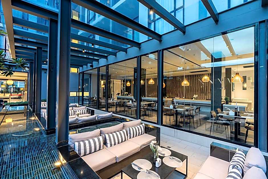 Arden Hotel and Residence