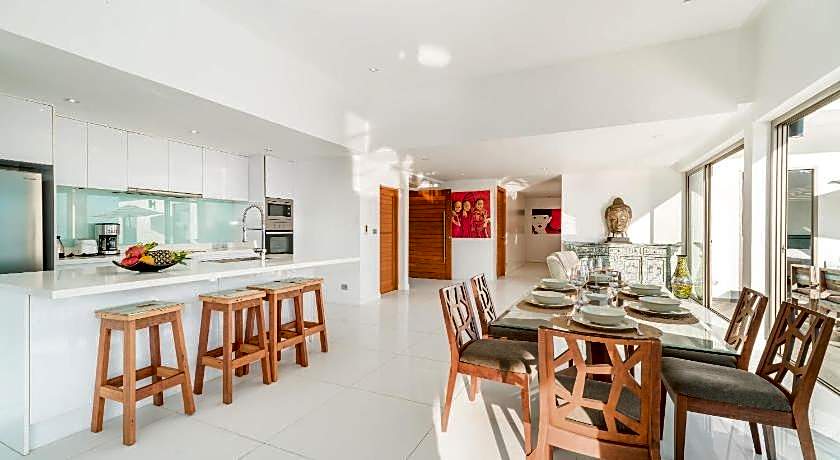 Tropical Sea View Residence