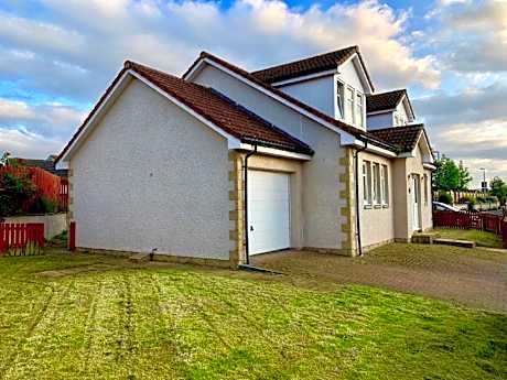 Cloverfield Rooms, Inverness