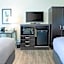 Quality Inn Palm Beach International Airport