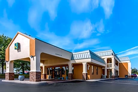 Quality Inn Athens I-65 / Huntsville Area West