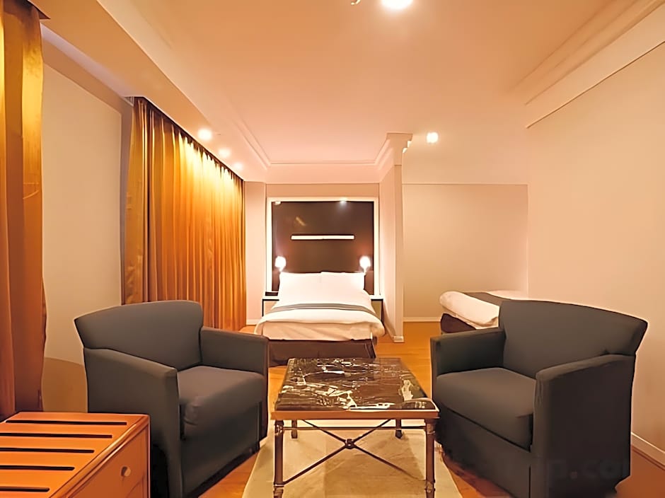 Anmyeondo Plaza Hotel