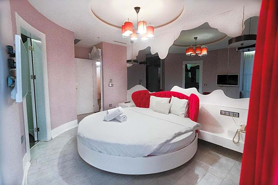 Golden Pars Hotel