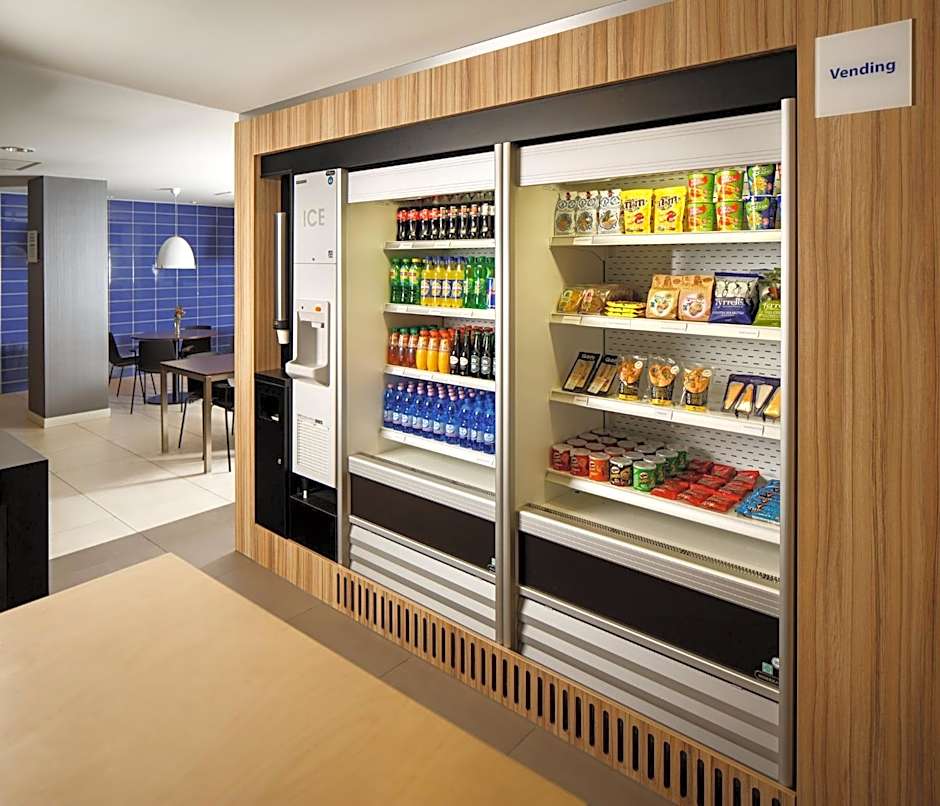 Holiday Inn Express Rotterdam - Central Station By IHG