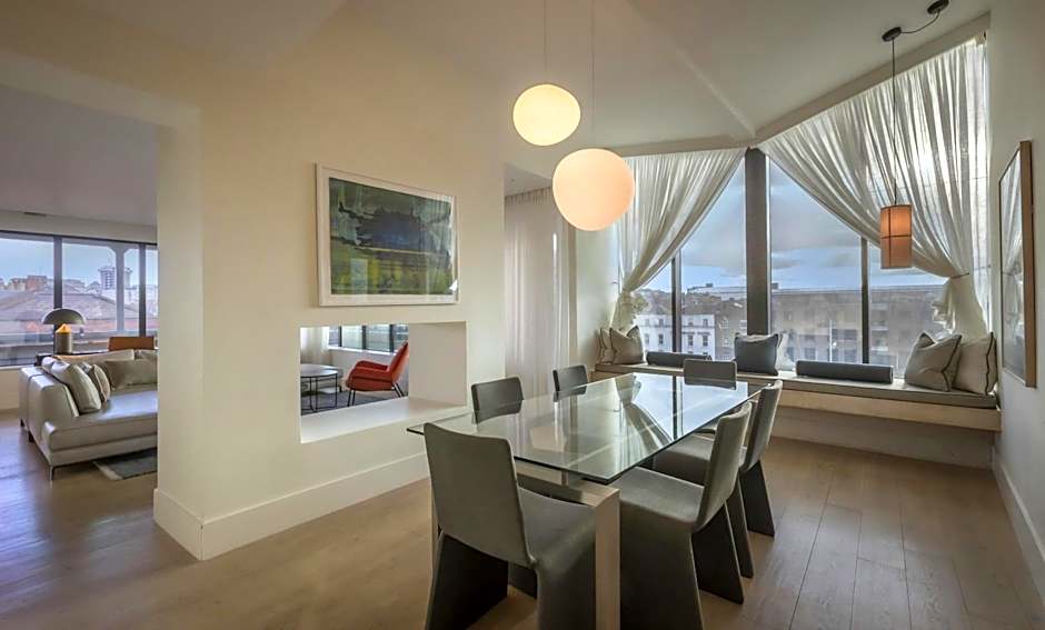 The Morrison Dublin, Curio Collection by Hilton