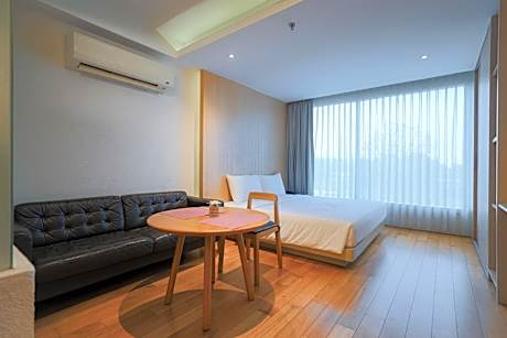 Luxury Studio