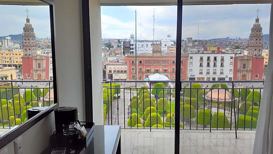 Ramada Plaza by Wyndham Leon