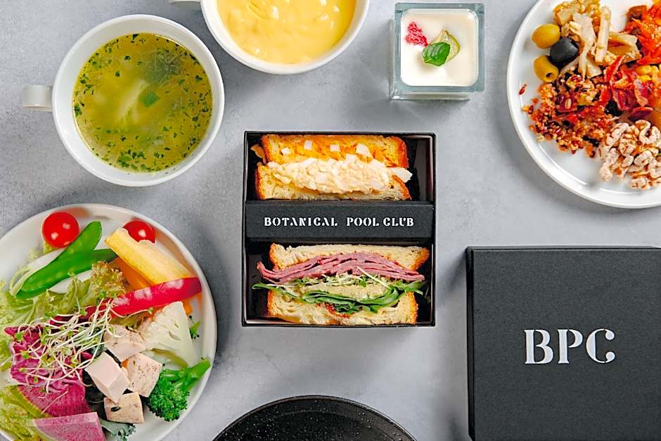 BOTANICAL POOL CLUB