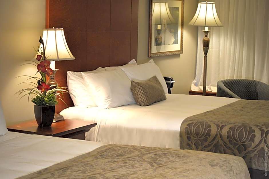 Photo 1 of 5 of Superior 2 Queen Beds