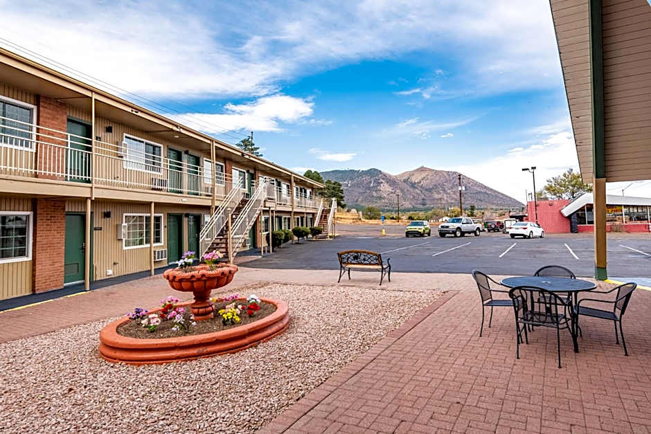 Americas Best Value Inn & Suites Flagstaff