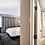 Hampton Inn By Hilton Albany Wolf Road Airport