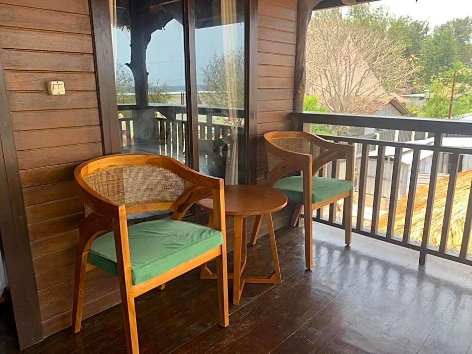 Q'Pelagos Sunset Bungalow