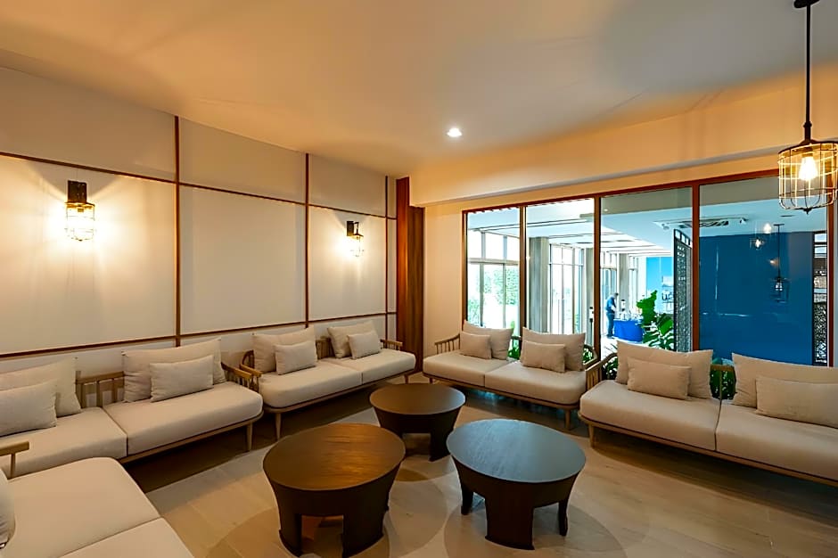 Bella Nara Phuket Naiyang Beach